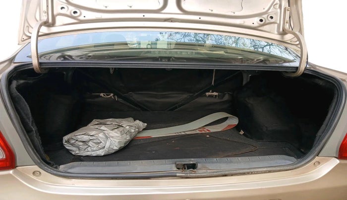 2011 Toyota Etios G, Petrol, Manual, 1,07,199 km, exterior