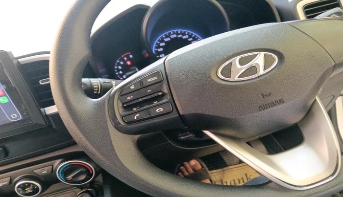 2020 Hyundai VENUE S 1.2, Petrol, Manual, 53,292 km, interior