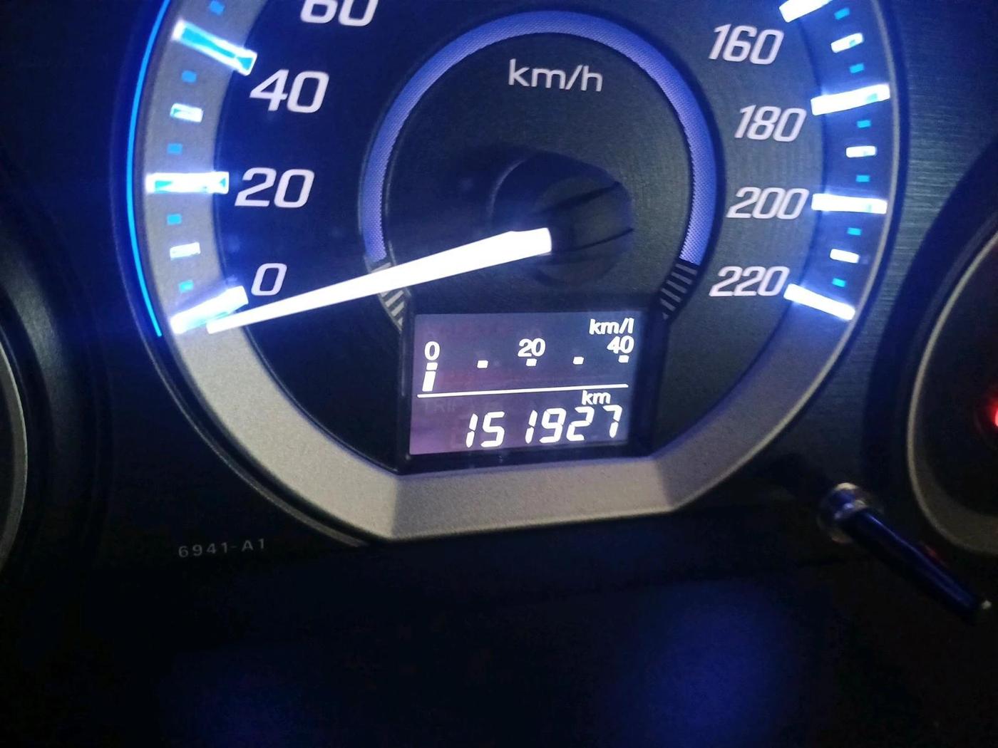 2013 Honda City 1.5L I-VTEC S MT, Petrol, Manual, 1,52,000 km, interior
