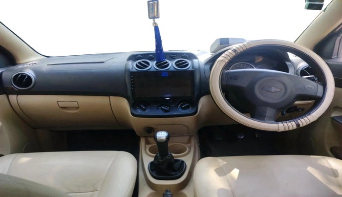 2013 Chevrolet Enjoy 1.4 LS 7 STR, CNG, Manual, 48,251 km, interior