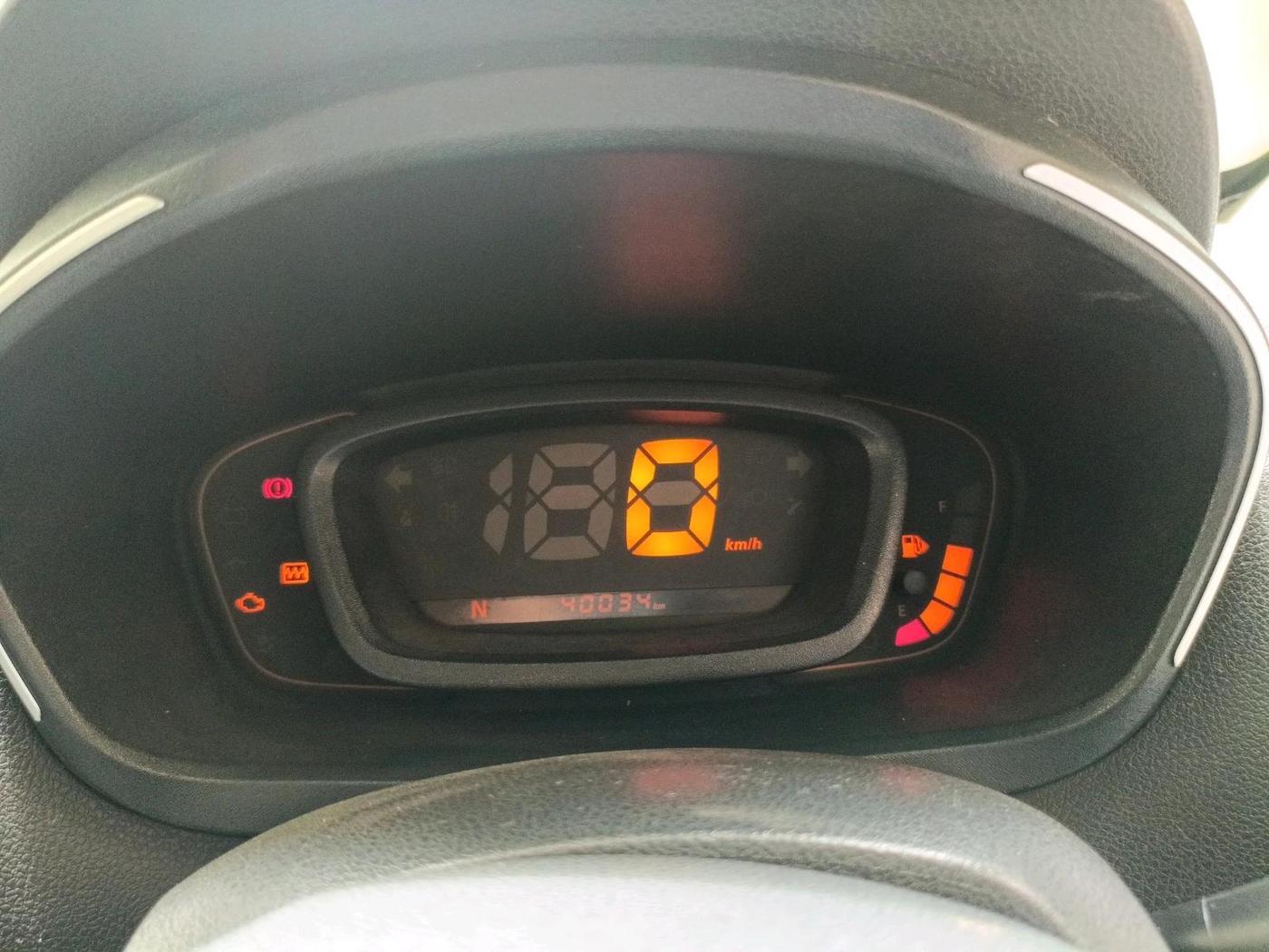 2017 Renault Kwid RXL 1.0 AMT, Petrol, Automatic, 40,034 km, interior
