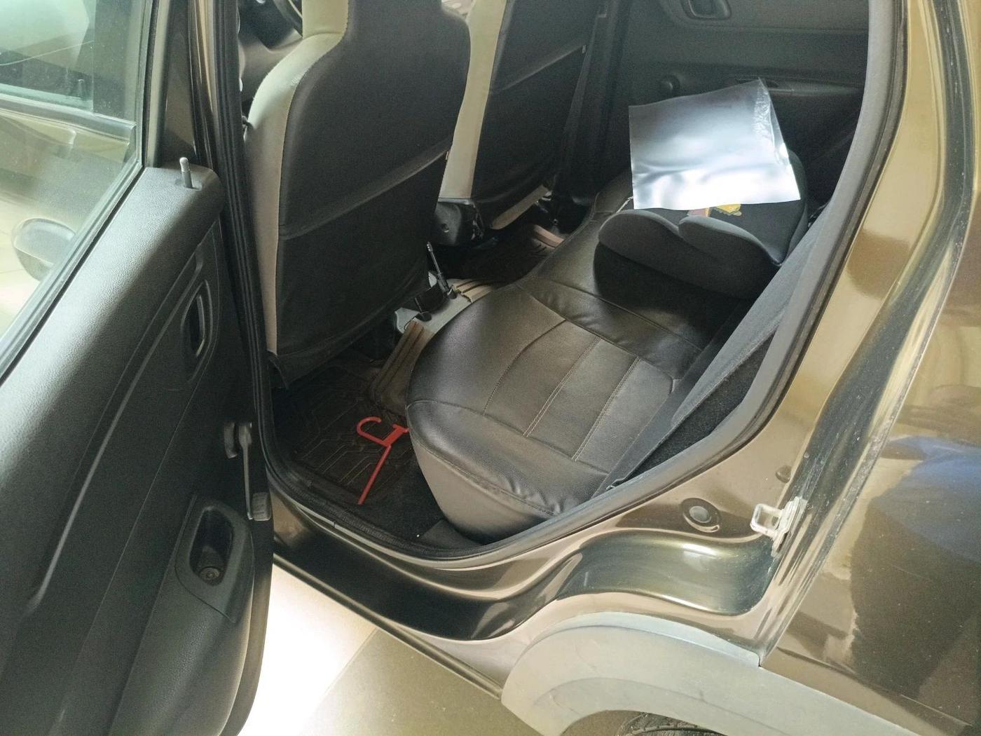 2017 Renault Kwid RXL 1.0 AMT, Petrol, Automatic, 40,034 km, interior