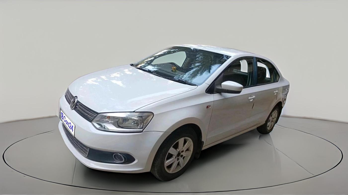 2011 Volkswagen Vento HIGHLINE 1.6 MPI, Petrol, Manual, 53,615 km, exterior