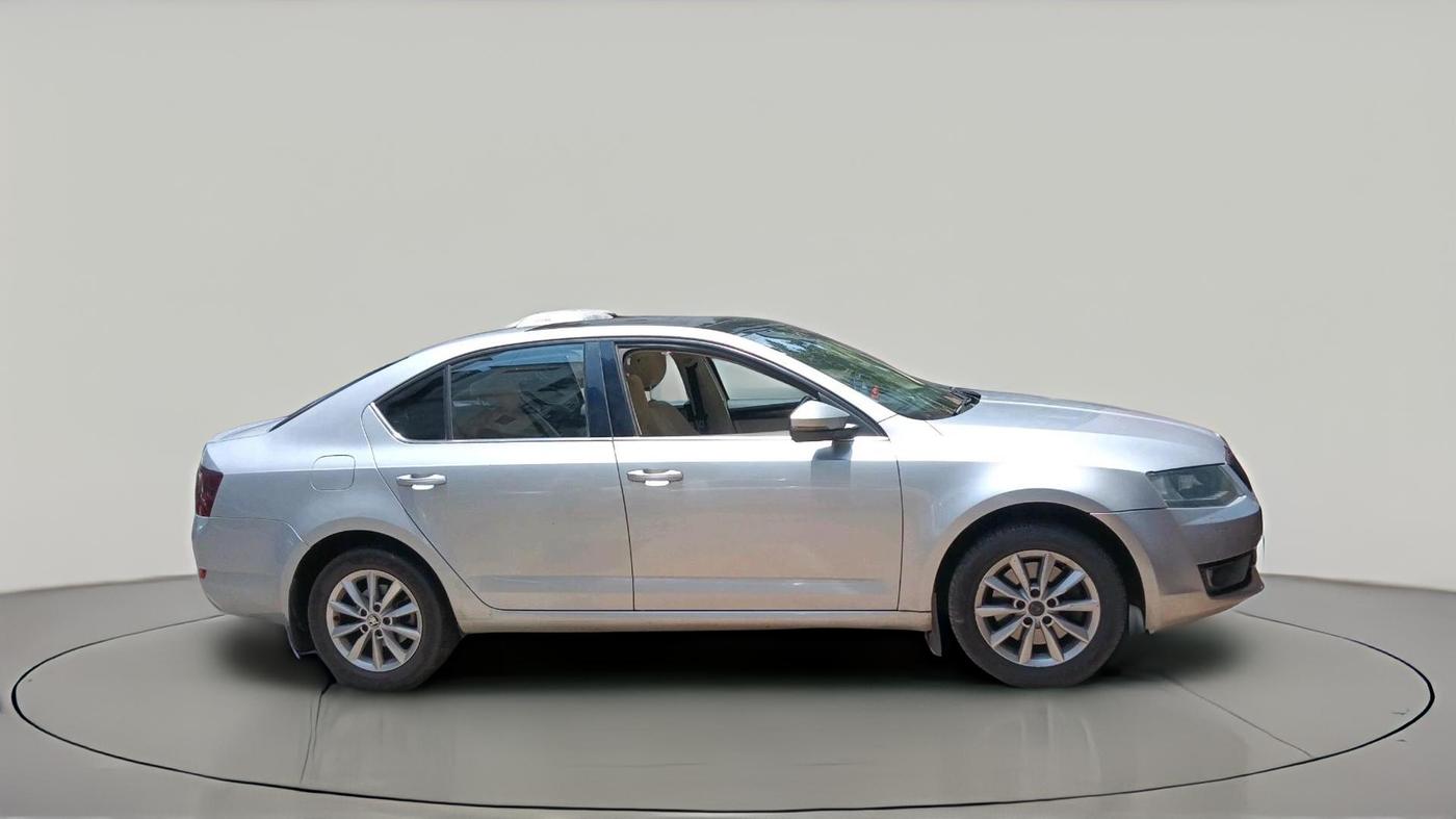 2015 Skoda Octavia ELEGANCE 1.8 TSI AT, Petrol, Automatic, 68,923 km, exterior