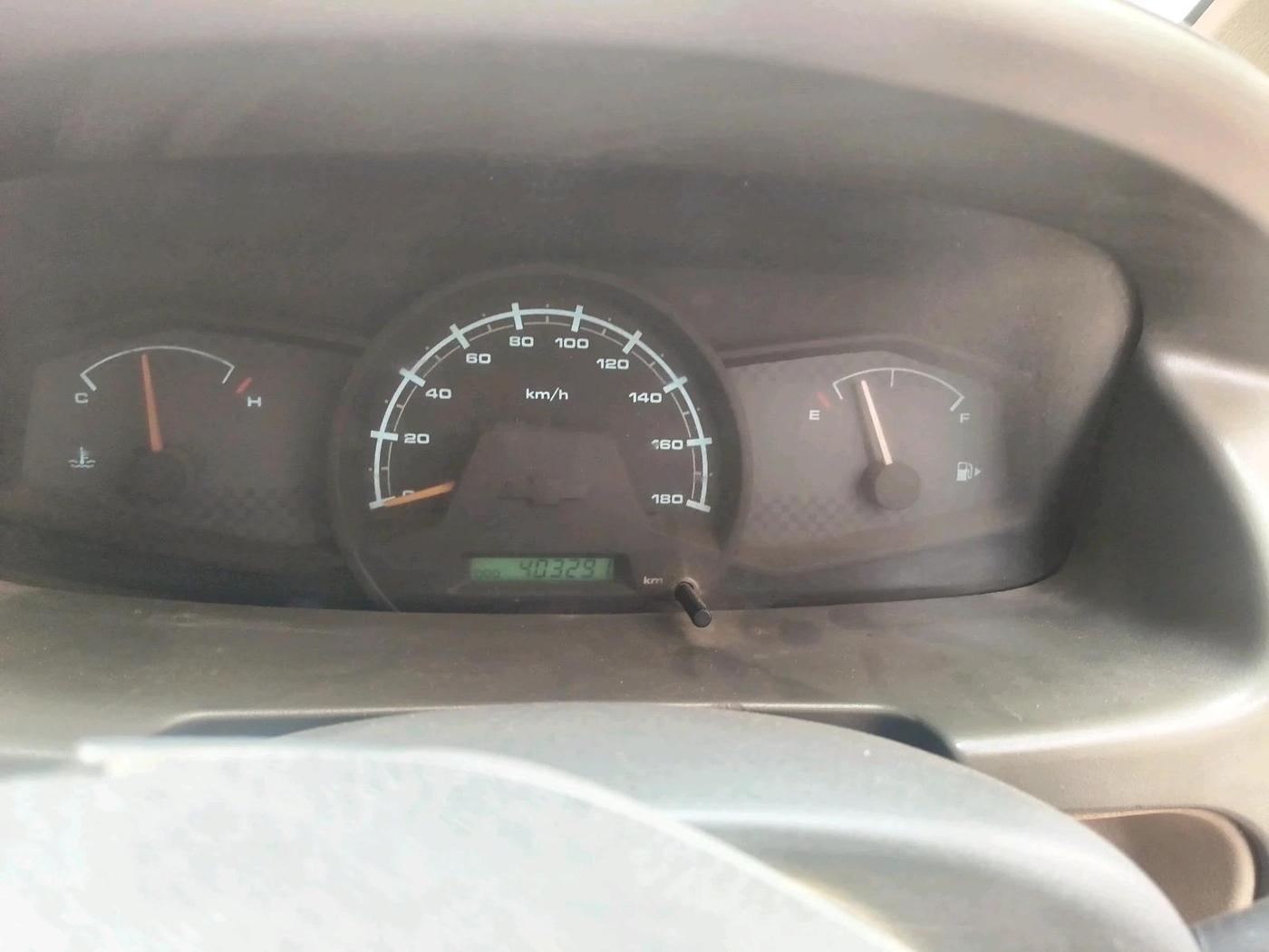 2012 Chevrolet Tavera NEO 3 LS 10 STR BS III, Diesel, Manual, 4,03,291 km, interior