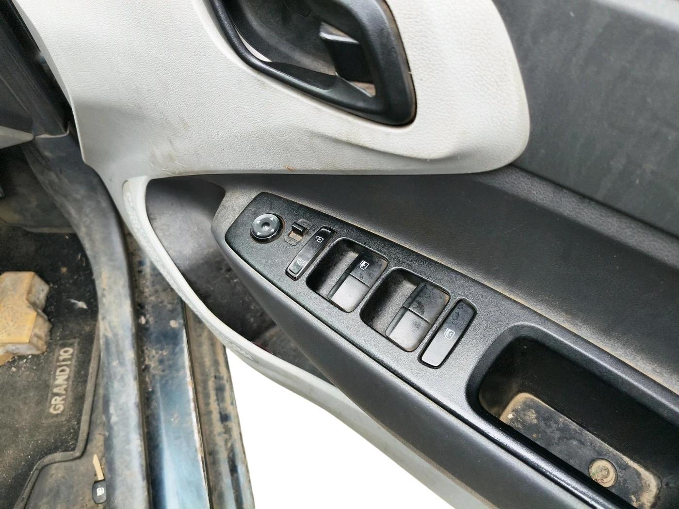 2020 Hyundai GRAND I10 NIOS MAGNA 1.2 KAPPA VTVT CNG, CNG, Manual, 1,22,028 km, interior