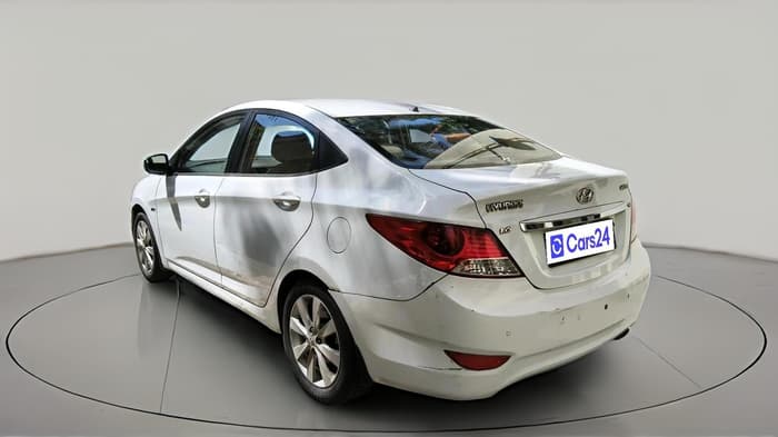 2011 Hyundai Verna FLUIDIC 1.6 VTVT SX, CNG, Manual, 51,065 km, exterior