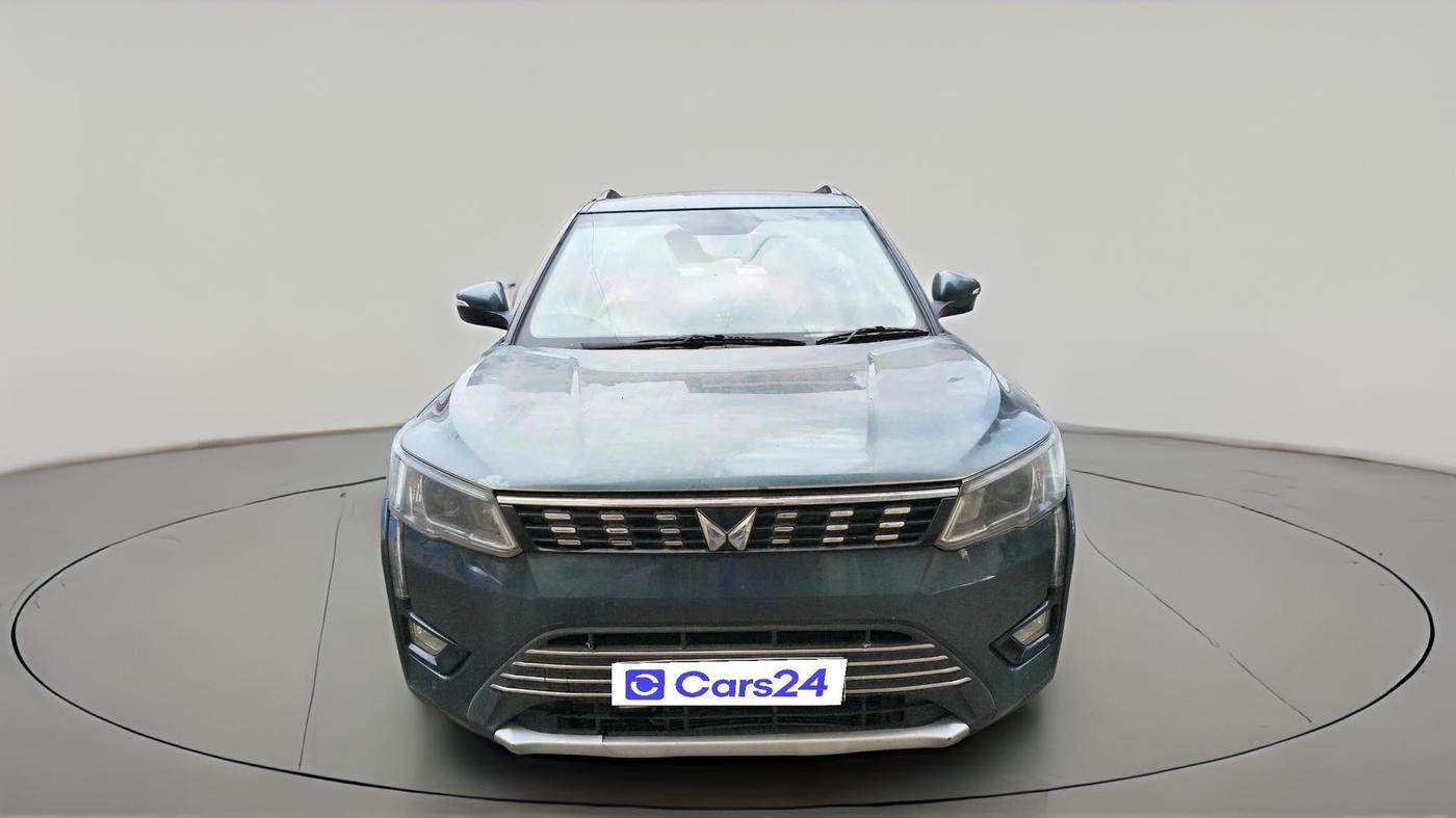 2022 Mahindra XUV300 W8 (O) 1.5 DIESEL, Diesel, Manual, 37,819 km, exterior