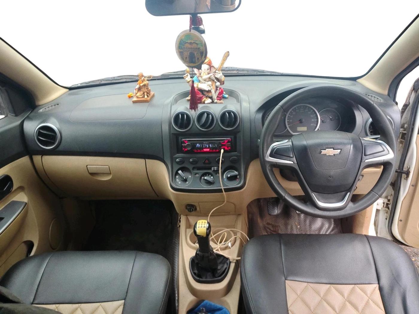 2016 Chevrolet Enjoy 1.3 LS 7 STR, Diesel, Manual, 1,43,670 km, interior
