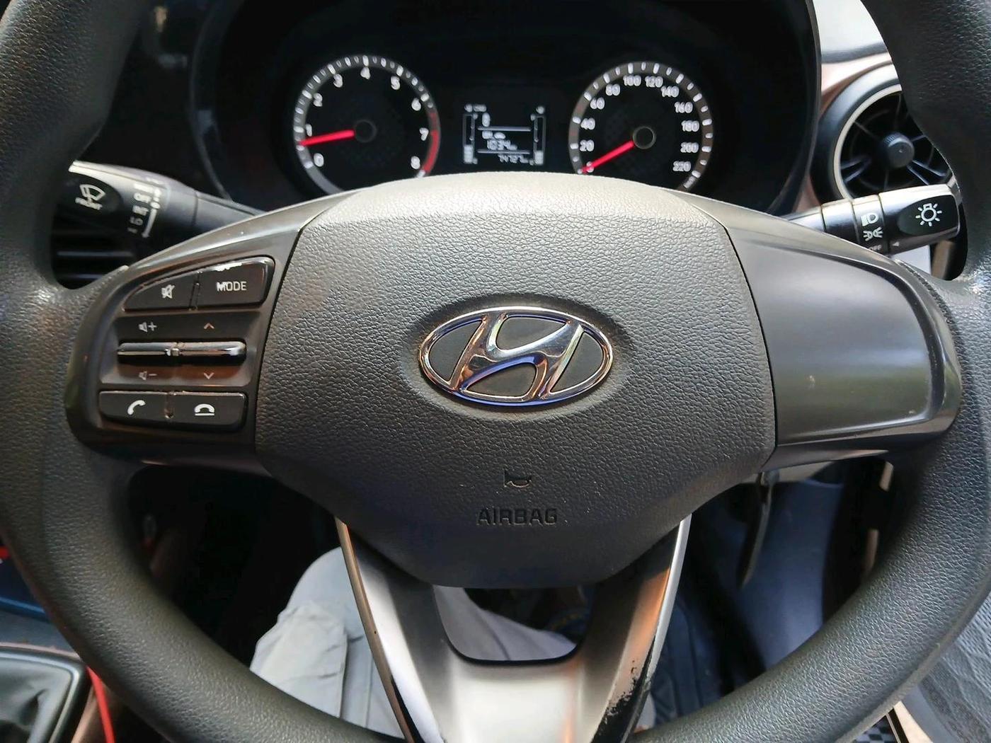 2021 Hyundai AURA S 1.2 CNG, CNG, Manual, 74,727 km, interior