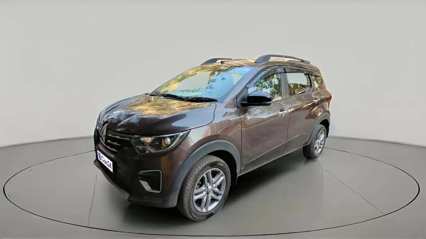 2024 Renault TRIBER RXZ, Petrol, Manual, 13,631 km, exterior