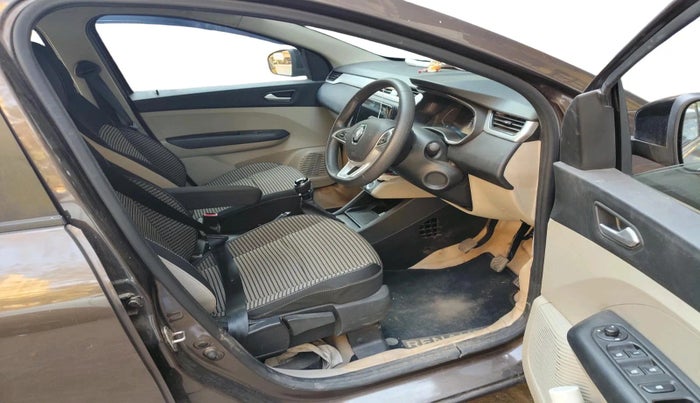 2024 Renault TRIBER RXZ, Petrol, Manual, 13,631 km, interior