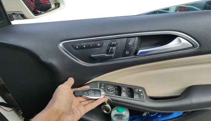 2013 Mercedes Benz B Class B 180 SPORTS PETROL, Petrol, Automatic, 55,657 km, interior