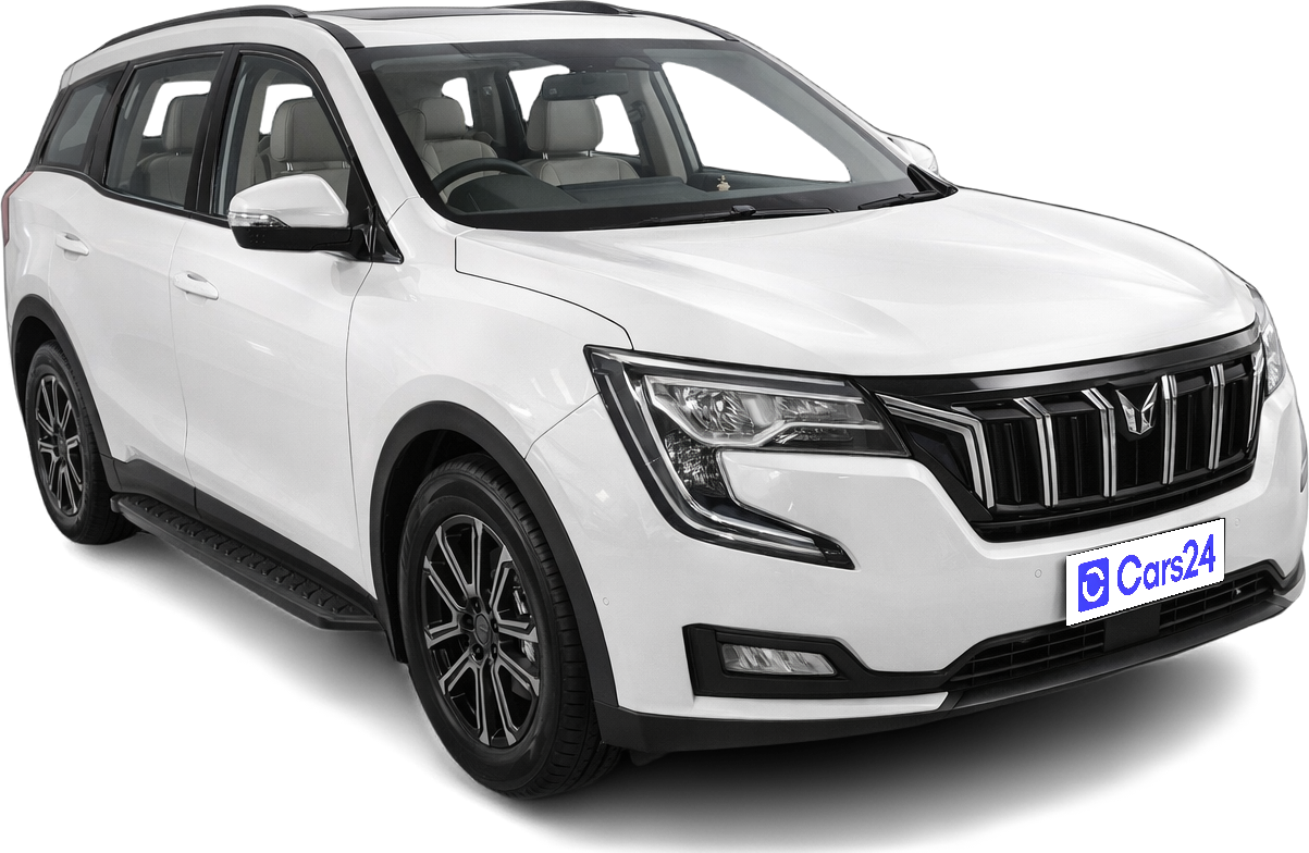 2021 Mahindra XUV700 - SUV - Petrol - Manual - ₹13.33 lakh