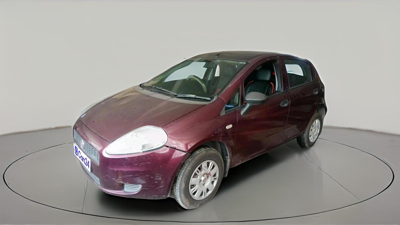 2013 Fiat Grand Punto DYNAMIC 1.3, Diesel, Manual, 1,39,706 km, exterior