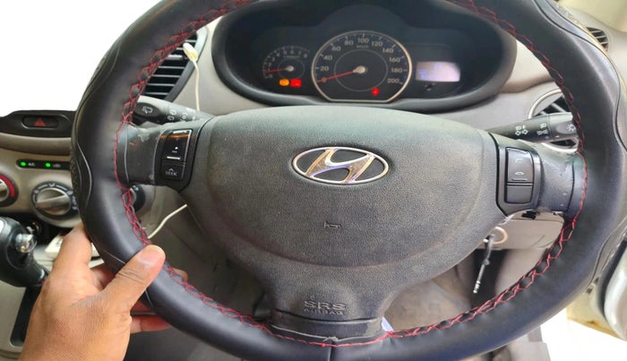 2013 Hyundai i10 ASTA 1.2 AT SUNROOF, CNG, Automatic, 65,656 km, interior