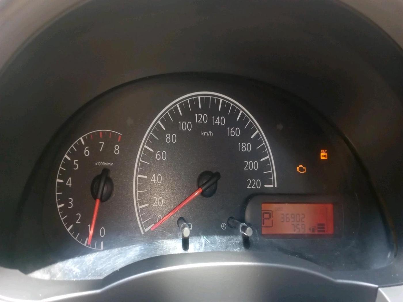 2013 Nissan Sunny XV CVT, Petrol, Automatic, 36,902 km, interior