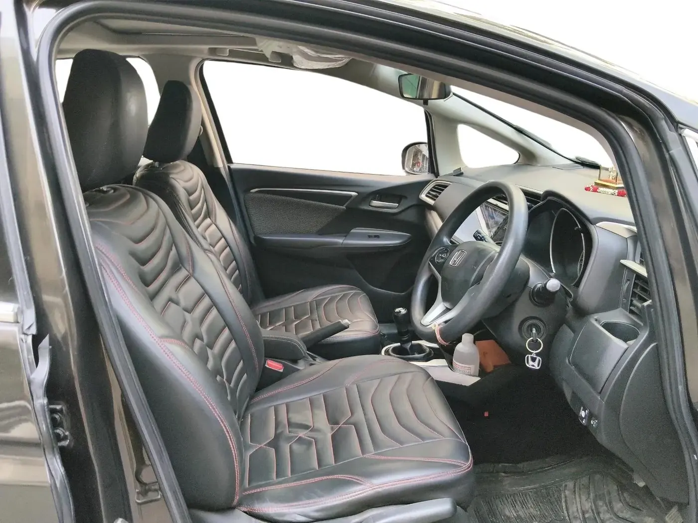 2017 Honda WR-V 1.2L I-VTEC VX MT, CNG, Manual, 83,601 km, interior