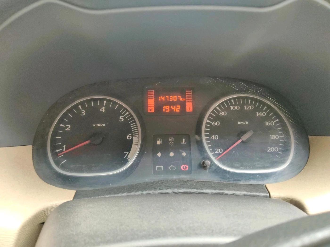 2013 Renault Duster 85 PS RXL DIESEL, Diesel, Manual, 1,47,307 km, interior