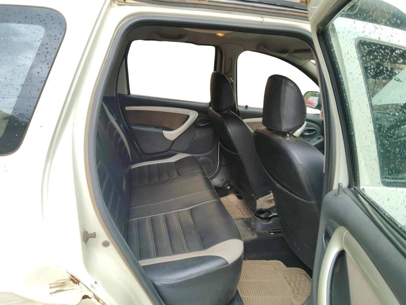 2013 Renault Duster 85 PS RXL DIESEL, Diesel, Manual, 1,47,307 km, interior