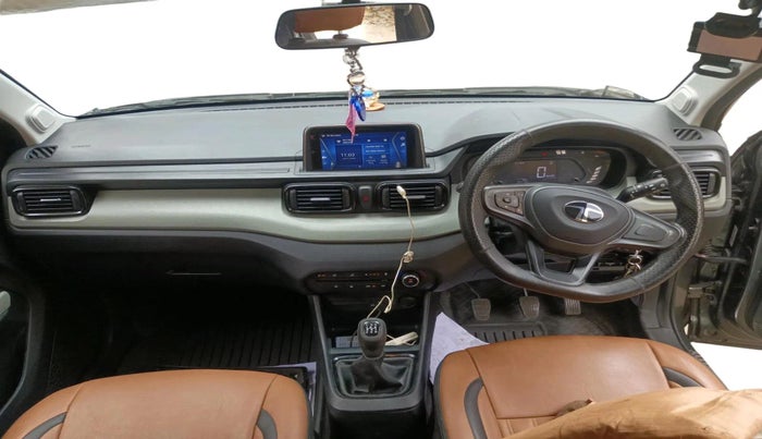 2024 Tata PUNCH ADVENTURE RHYTHM CNG, CNG, Manual, 24,110 km, interior
