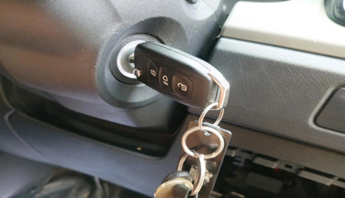2024 Tata PUNCH ADVENTURE RHYTHM CNG, CNG, Manual, 24,110 km, interior