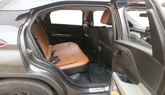 2024 Tata PUNCH ADVENTURE RHYTHM CNG, CNG, Manual, 24,110 km, interior