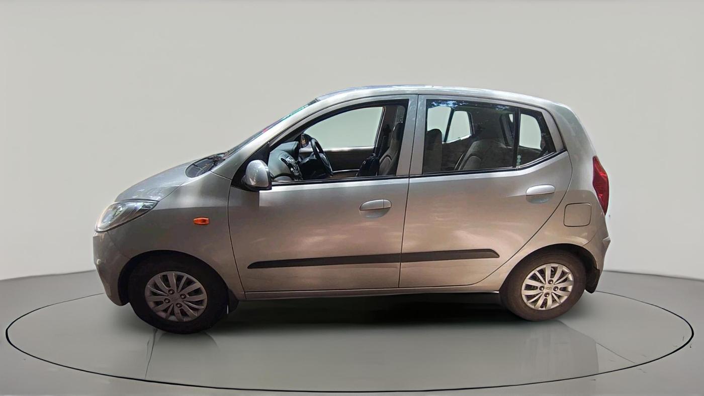 2014 Hyundai i10 SPORTZ 1.1, Petrol, Manual, 2,703 km, exterior
