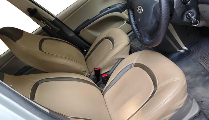 2014 Hyundai i10 SPORTZ 1.1, Petrol, Manual, 2,703 km, interior