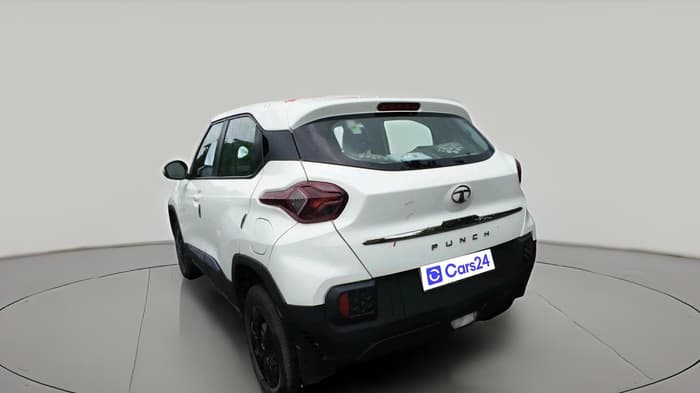 2022 Tata PUNCH ADVENTURE MT, Petrol, Manual, 16,686 km, exterior