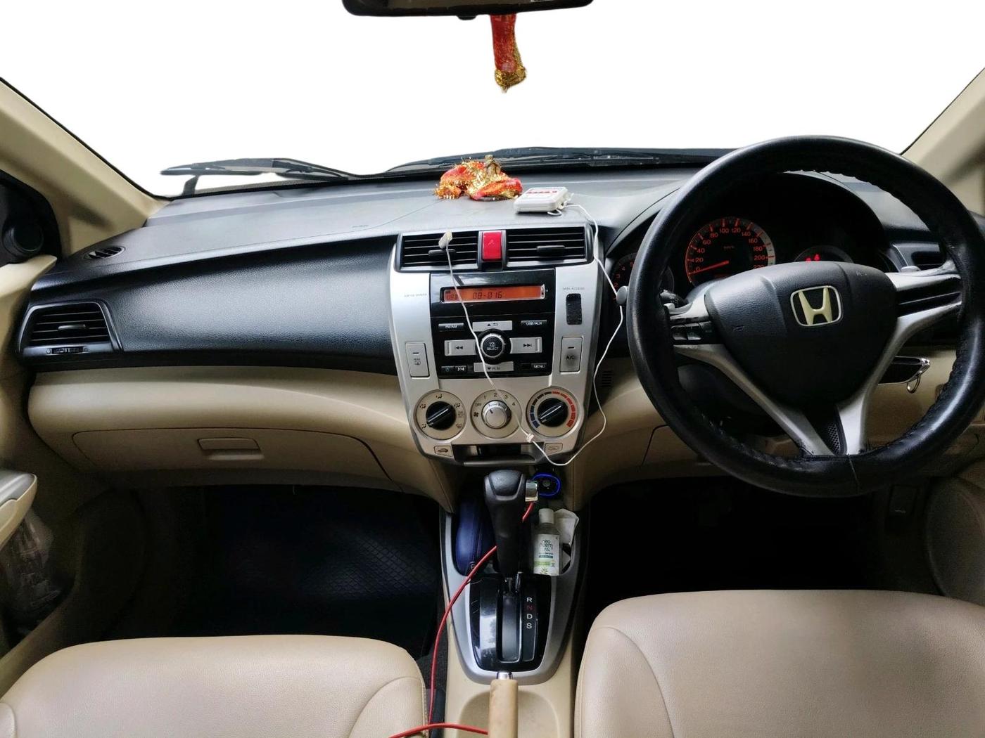2011 Honda City 1.5L I-VTEC V AT, Petrol, Automatic, 97,852 km, interior