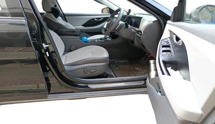 2025 Hyundai Creta Creta SX (O) 1.5 MPI IVT, Petrol, Automatic, 16,570 km, interior