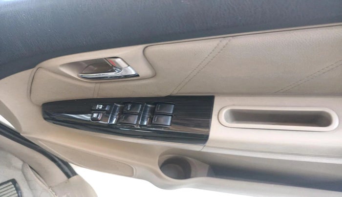 2014 Toyota Fortuner 3.0 4X2 AT, Diesel, Automatic, 1,15,223 km, interior