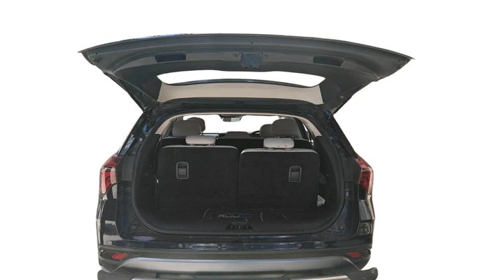 2021 Mahindra XUV700 AX 7 LUXURY P AT 7 STR, Petrol, Automatic, 74,062 km, exterior