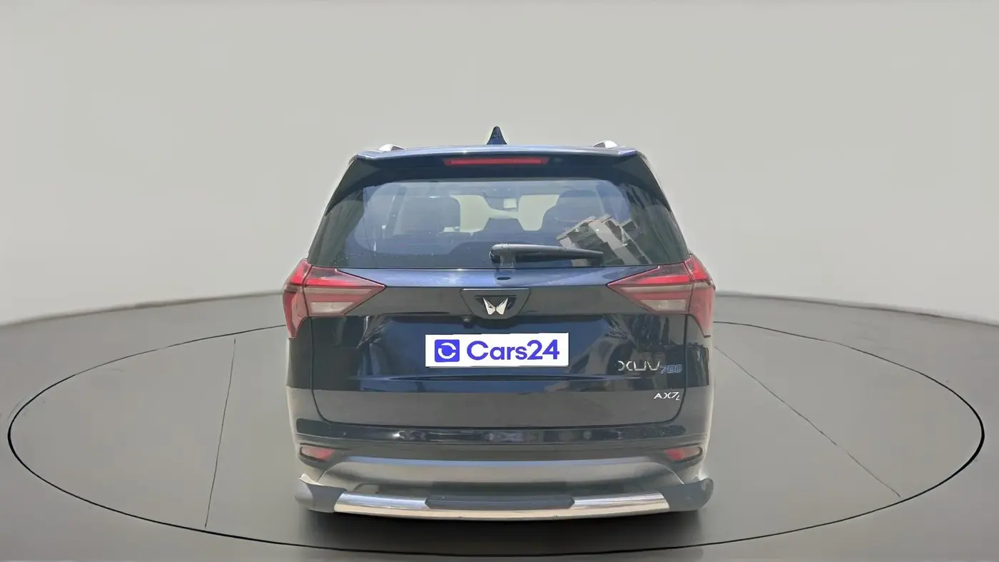 2021 Mahindra XUV700 AX 7 LUXURY P AT 7 STR, Petrol, Automatic, 74,062 km, exterior