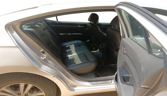 2017 Hyundai New Elantra 2.0 SX(O) AT PETROL, Petrol, Automatic, 47,163 km, interior