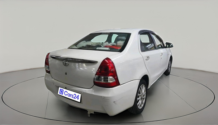 2011 Toyota Etios V, CNG, Manual, 1,41,610 km, exterior