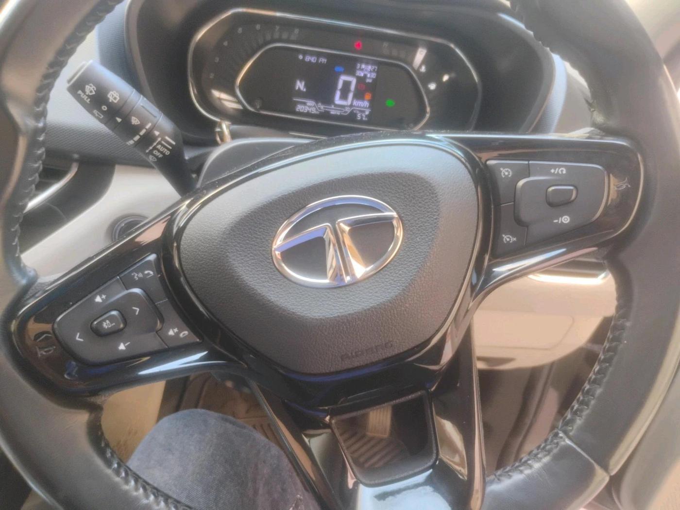 2022 Tata NEXON XZA PLUS (O) PETROL, Petrol, Automatic, 20,349 km, interior