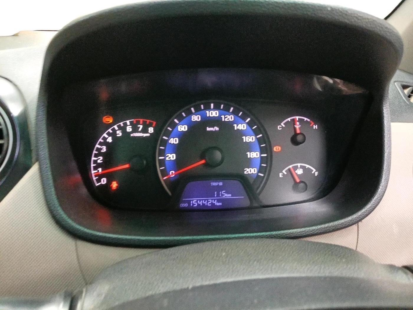 2016 Hyundai Xcent BASE 1.2, CNG, Manual, 1,54,424 km, interior