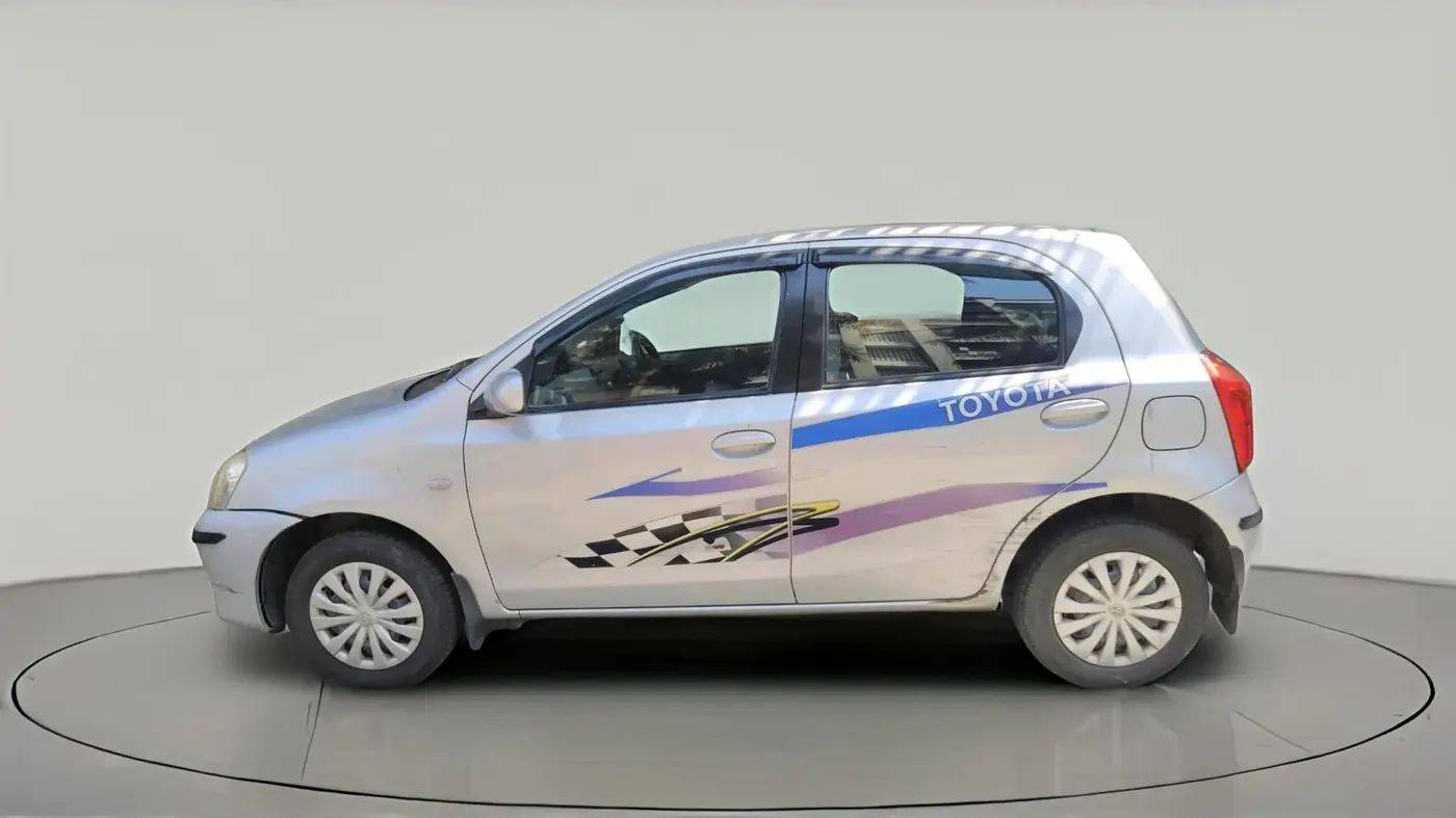 2011 Toyota Etios Liva G, Petrol, Manual, 8,500 km, exterior