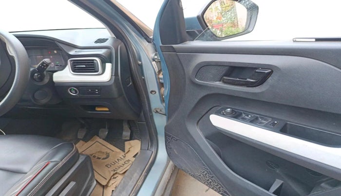 2023 Tata PUNCH ACCOMPLISHED DAZZLE SUNROOF CNG MT, CNG, Manual, 26,942 km, interior