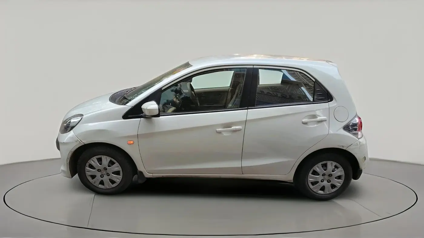 2013 Honda Brio S MT, Petrol, Manual, 35,352 km, exterior