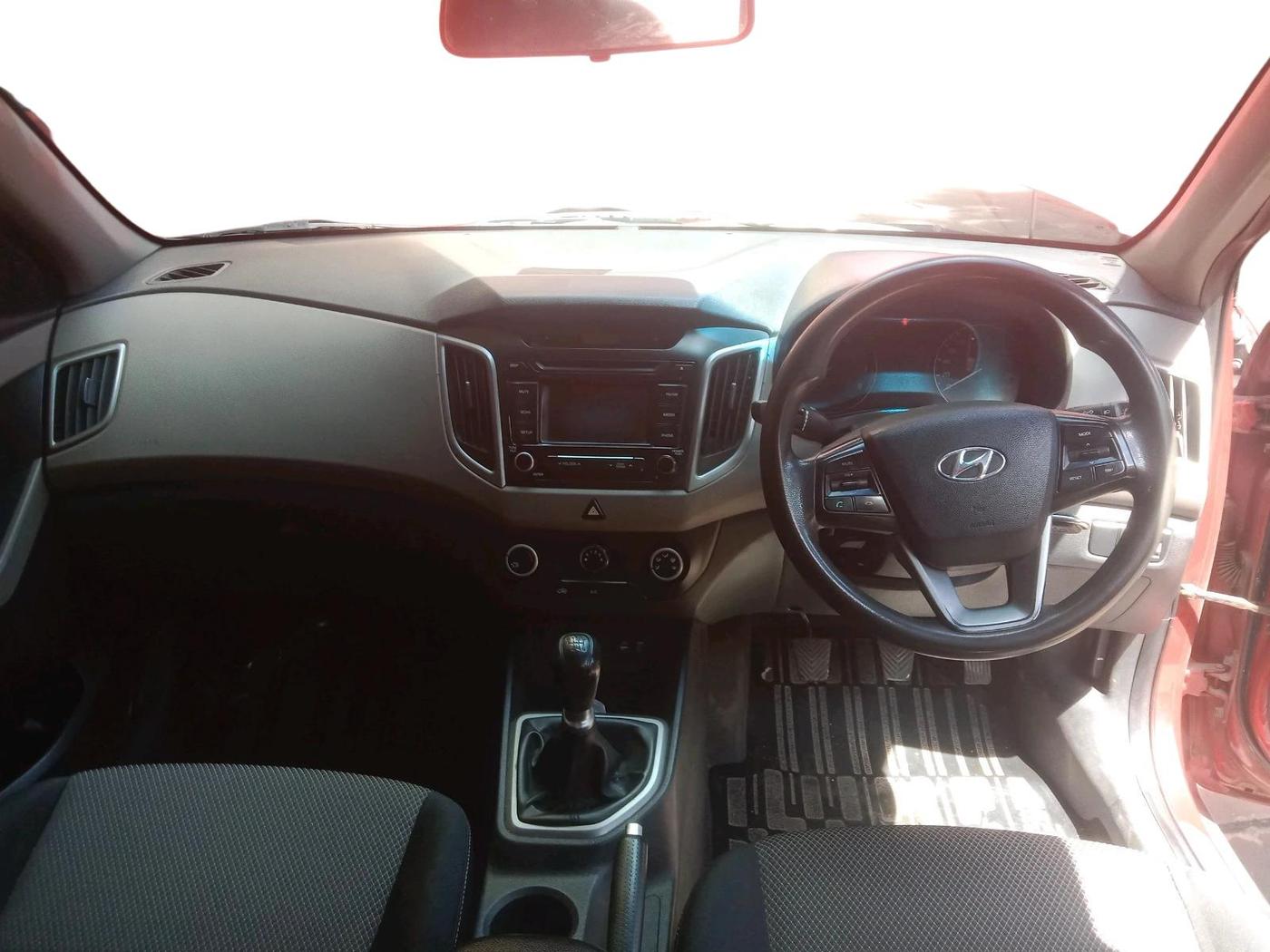 2017 Hyundai Creta E PLUS 1.6 PETROL, Petrol, Manual, 66,595 km, interior