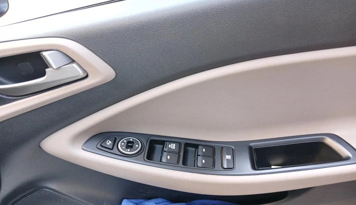 2019 Hyundai Elite i20 SPORTZ PLUS 1.2, Petrol, Manual, 85,554 km, interior