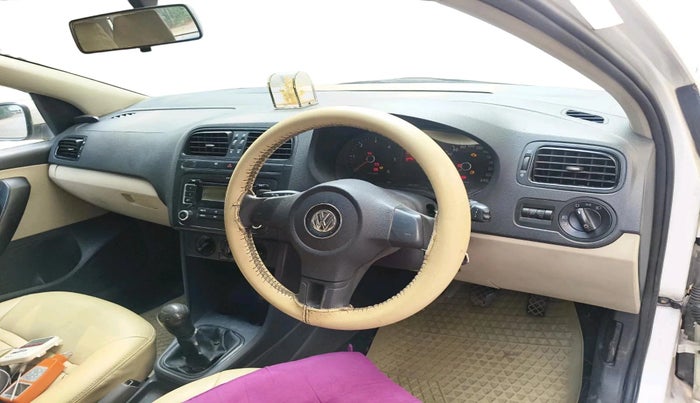 2012 Volkswagen Polo COMFORTLINE 1.2L, Diesel, Manual, 1,20,942 km, interior