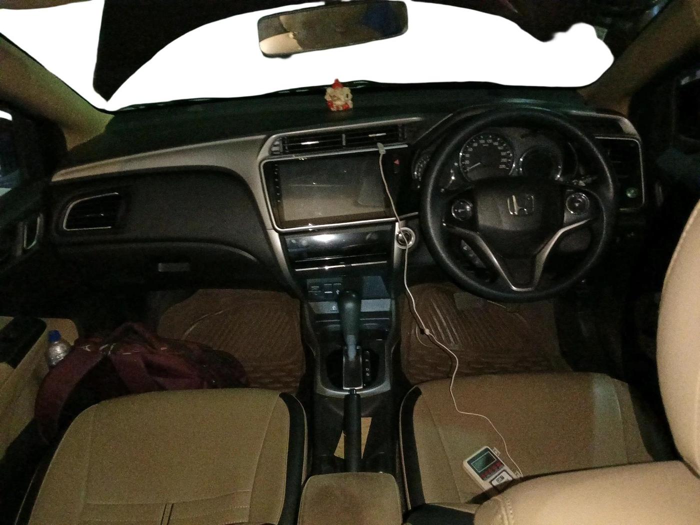 2017 Honda City 1.5L I-VTE V CVT, CNG, Automatic, 78,993 km, interior