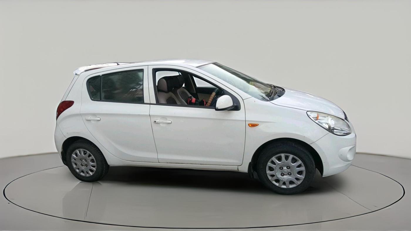 2011 Hyundai i20 MAGNA 1.2, Petrol, Manual, 93,906 km, exterior