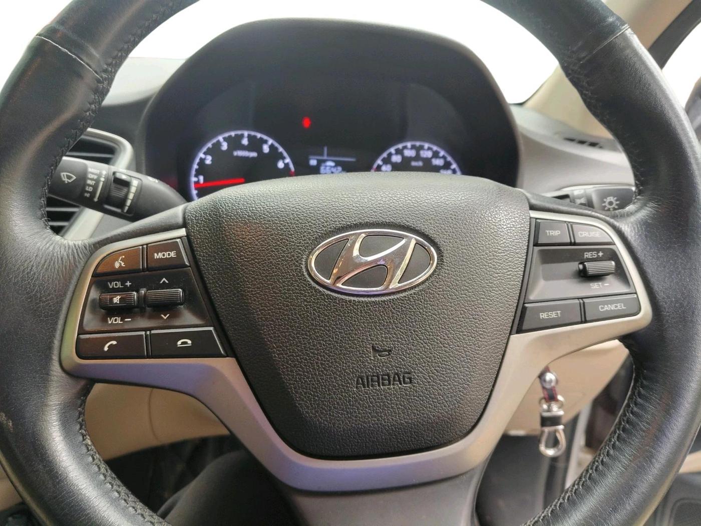2018 Hyundai Verna 1.6 VTVT SX, Petrol, Manual, 16,760 km, interior