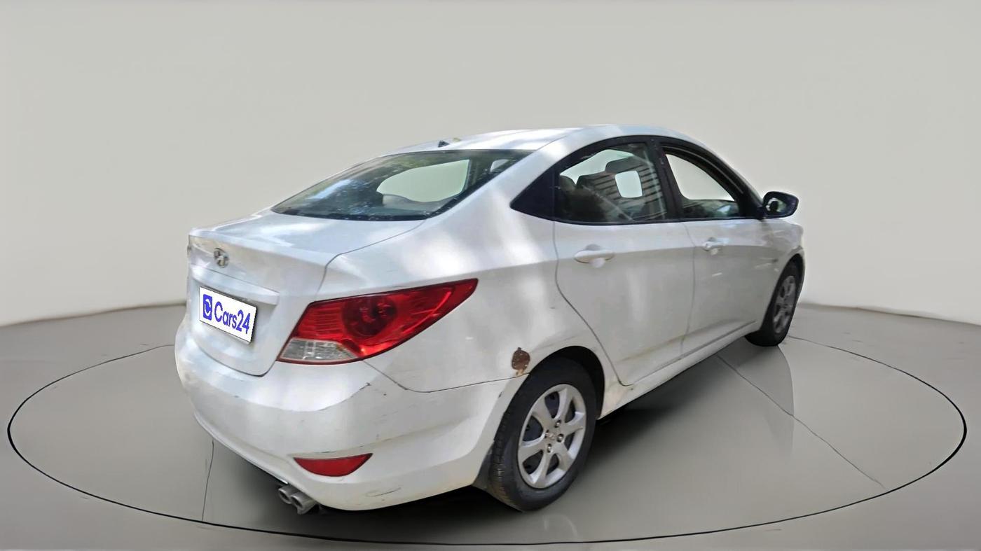 2014 Hyundai Verna FLUIDIC 1.4 VTVT, Petrol, Manual, 89,586 km, exterior