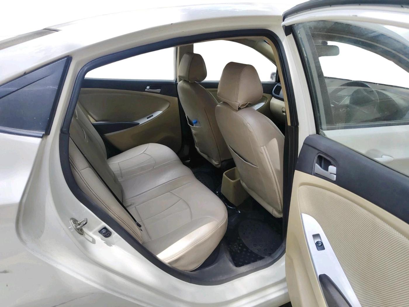 2014 Hyundai Verna FLUIDIC 1.4 VTVT, Petrol, Manual, 89,586 km, interior